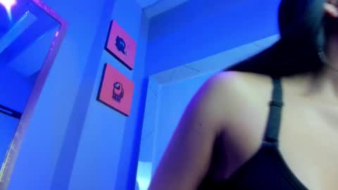 Snapshot of chloemartini_ chatting on 04/24/26, 02:58 ChloeSignup For Free Join my Fan Club online show from 04/24/26, 02:58