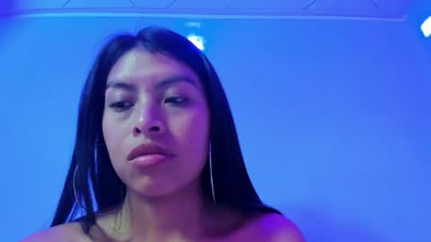 Snapshot of chloemartini_ chatting on 06/25/26, 05:12 ChloeSignup For Free Join my Fan Club online show from 06/25/26, 05:12