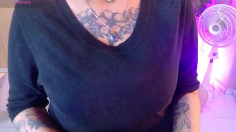 Chloe rosse online show from 09/25/25, 01:20