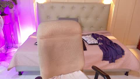 Chloe rosse online show from 10/10/25, 01:37