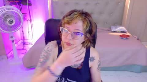 Chloe rosse online show from 06/15/26, 01:13