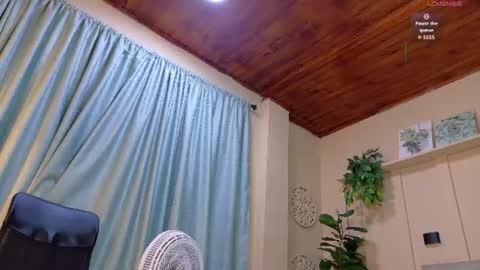 Chloe rosse online show from 06/24/26, 01:15