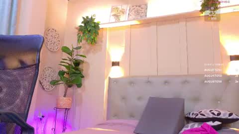 Chloe rosse online show from 06/25/26, 01:16