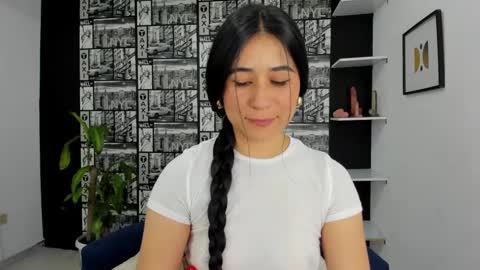 ChloeTurner  online show from 02/19/25, 04:00