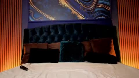 Chloe online show from 05/02/26, 05:23