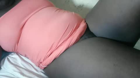 Paula online show from 10/14/25, 03:40