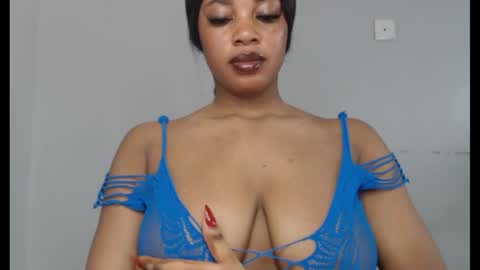 Snapshot of choco_chocox chatting on 09/20/25, 07:53 ESTHER online show from 09/20/25, 07:53