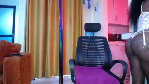 Snapshot of choco_fordaddy chatting on 07/15/26, 12:43 choco_fordaddy online show from 07/15/26, 12:43