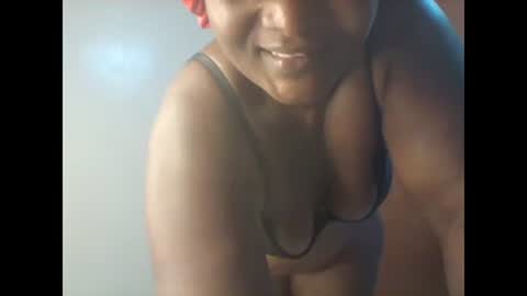 chocobabe002 online show from 01/25/25, 08:31