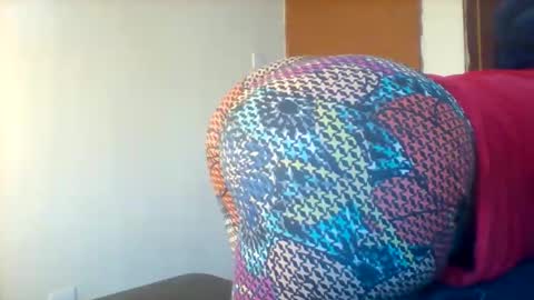 chocobabe002 online show from 09/17/25, 04:58