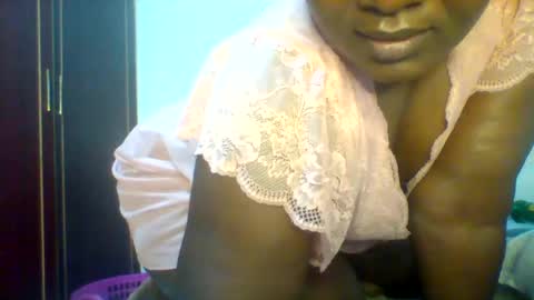 chocobabe002 online show from 06/19/26, 04:39