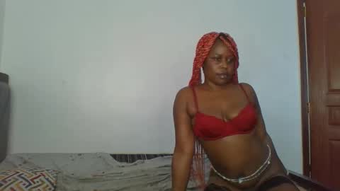 chocobear22 online show from 11/10/25, 05:39