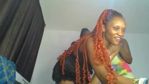 chocobear22 online show from 12/01/25, 10:15