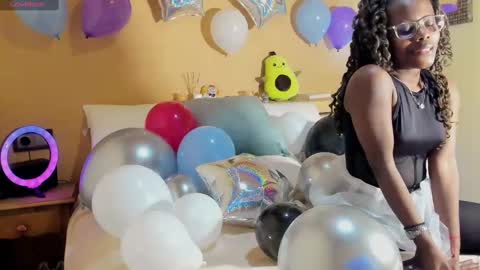 Snapshot of chocolandra_10 chatting on 01/11/25, 05:40 Amber online show from 01/11/25, 05:40