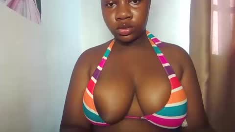 Snapshot of chocolateassgirl61 chatting on 03/13/26, 08:21 chocolateassgirl61 online show from 03/13/26, 08:21