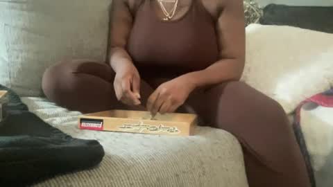 Snapshot of chocolatebaby1121 chatting on 11/02/25, 11:18 chocolatebaby1121 online show from 11/02/25, 11:18