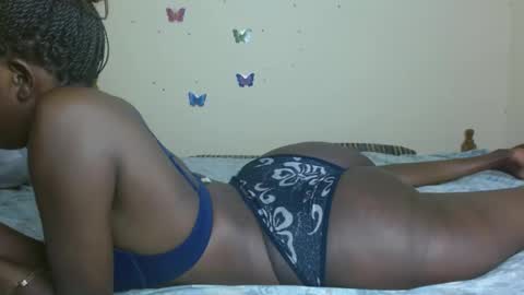 Snapshot of chocolatebony_ chatting on 02/25/25, 08:41 chocolatebony_ online show from 02/25/25, 08:41