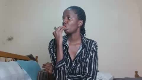 chocolatebony_ online show from 06/07/26, 04:55