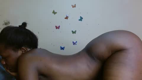 chocolatebony_ online show from 06/16/26, 07:33