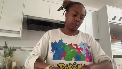 ChocolateCakeQueen online show from 10/27/25, 08:35