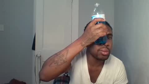 chocolatedolla online show from 02/14/25, 02:02