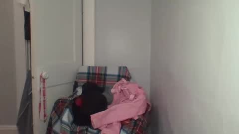 chocolatedolla online show from 03/04/25, 09:32