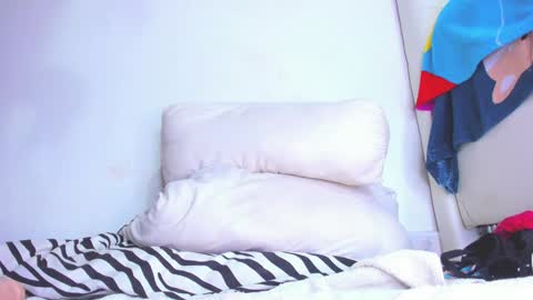 Snapshot of chocoo_dessert chatting on 12/31/24, 10:26   online show from 12/31/24, 10:26