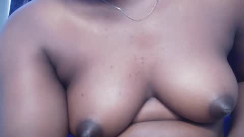 chocoslut22 online show from 12/02/25, 04:07