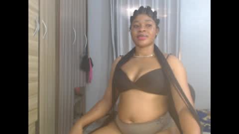 Snapshot of chocox_petitqueen chatting on 05/09/26, 07:02 ethereal online show from 05/09/26, 07:02