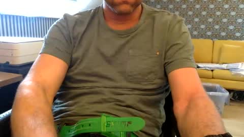 Snapshot of chris13abcd chatting on 01/26/25, 01:36 chris13abcd online show from 01/26/25, 01:36