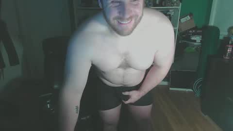 Snapshot of chris19904951 chatting on 12/16/25, 06:51 Chris online show from 12/16/25, 06:51