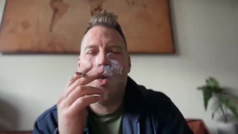 Snapshot of chris2021x chatting on 03/29/26, 06:57 Chris online show from 03/29/26, 06:57