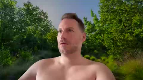 Snapshot of chris2024x chatting on 09/21/25, 07:54 Christian online show from 09/21/25, 07:54