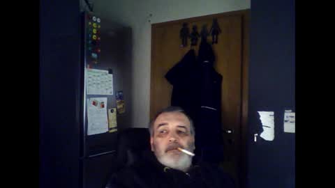 Snapshot of chris250268 chatting on 12/31/24, 11:09 Chris online show from 12/31/24, 11:09