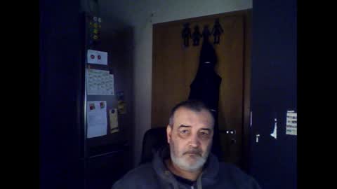 Snapshot of chris250268 chatting on 01/12/25, 08:04 Chris online show from 01/12/25, 08:04