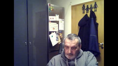 Snapshot of chris250268 chatting on 02/01/25, 07:13 Chris online show from 02/01/25, 07:13