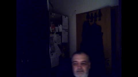 Snapshot of chris250268 chatting on 03/09/25, 03:32 Chris online show from 03/09/25, 03:32