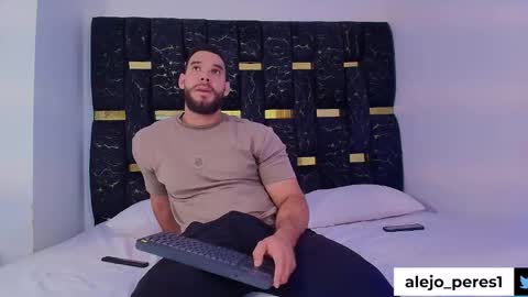 Snapshot of chris_blake__ chatting on 12/01/25, 06:02 Chris B online show from 12/01/25, 06:02