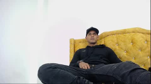 chris_dick2 online show from 06/02/26, 03:41