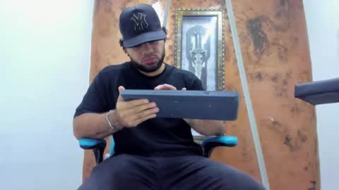 chris_evans00 online show from 02/05/26, 11:37