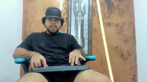 chris_evans00 online show from 03/01/26, 07:49