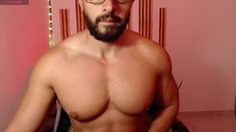 cris         Twitter magnum101010 insta magnumc20 online show from 05/02/26, 05:40