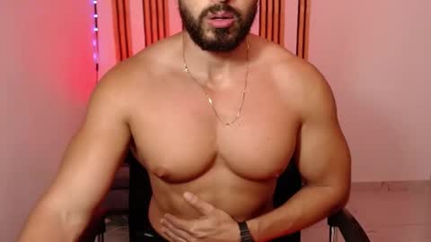 cris         Twitter magnum101010 insta magnumc20 online show from 05/08/26, 08:58