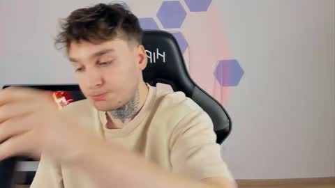 Chris Tyson online show from 12/29/24, 08:55