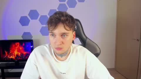 Chris Tyson online show from 01/09/25, 08:11