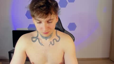 Chris Tyson online show from 03/05/25, 02:57