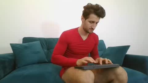 Snapshot of chrisaron chatting on 03/02/25, 07:21 chrisaron online show from 03/02/25, 07:21