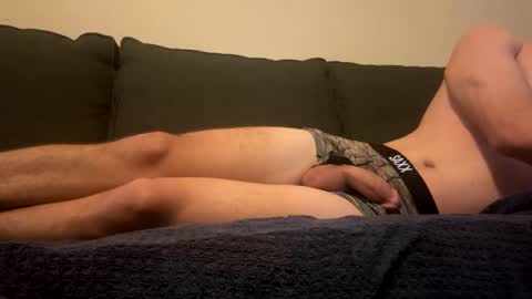 Snapshot of chrisdavee chatting on 12/09/24, 01:51 chrisdavee online show from 12/09/24, 01:51