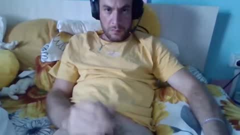 Chris online show from 09/19/25, 03:13