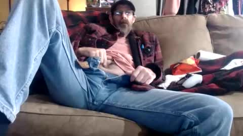 Snapshot of chrisintn chatting on 11/17/25, 05:08 chrisintn online show from 11/17/25, 05:08